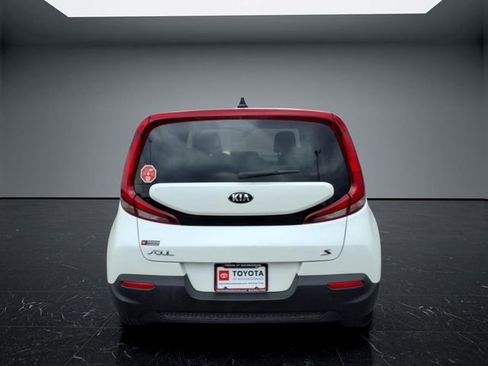 Used 2020 Kia Soul S FWD image 4