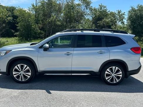 Used 2021 Subaru Ascent Limited w/ Technology Package AWD/4WD image 6