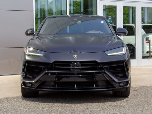 Used 2023 Lamborghini Urus S AWD/4WD image 2