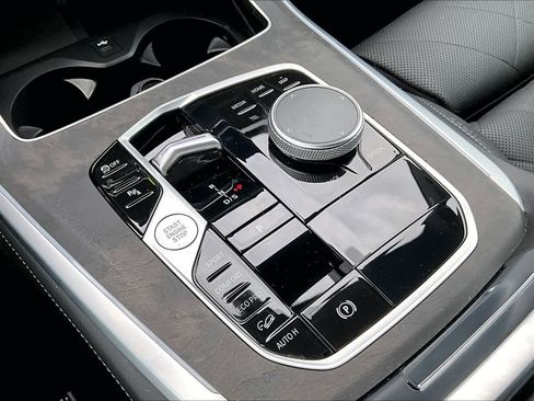 Certified 2025 BMW X5 xDrive40i image 38