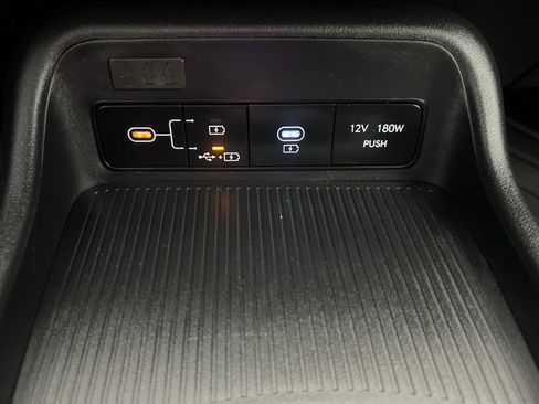 Used 2025 Hyundai Kona SEL AWD/4WD image 63