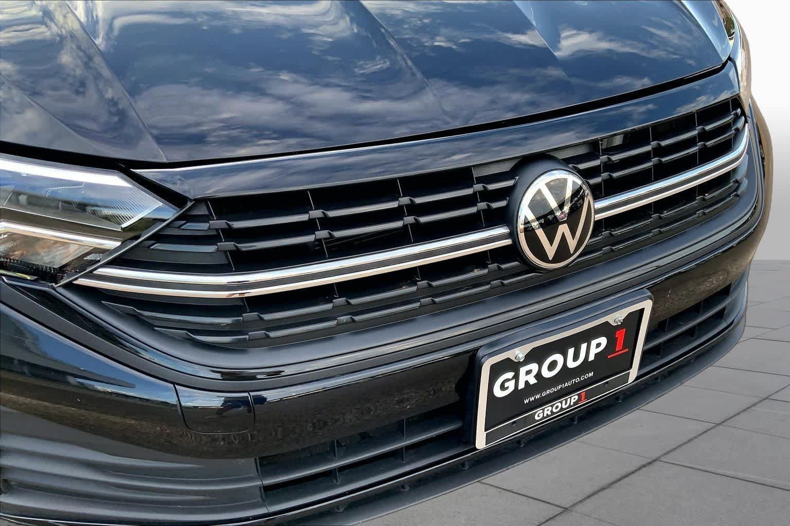 Used 2022 Volkswagen Jetta Sport FWD image 29
