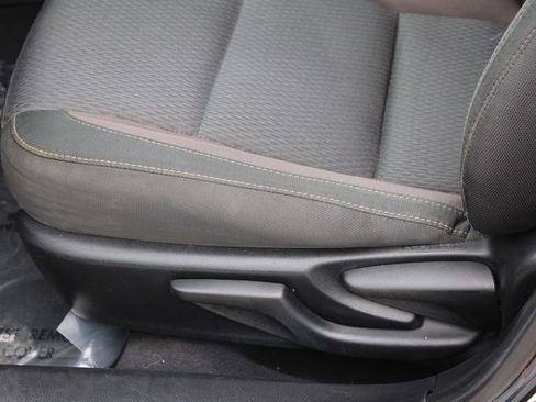 Used 2019 Toyota Corolla LE image 14