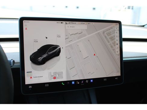 Used 2022 Tesla Model Y Performance AWD/4WD image 23