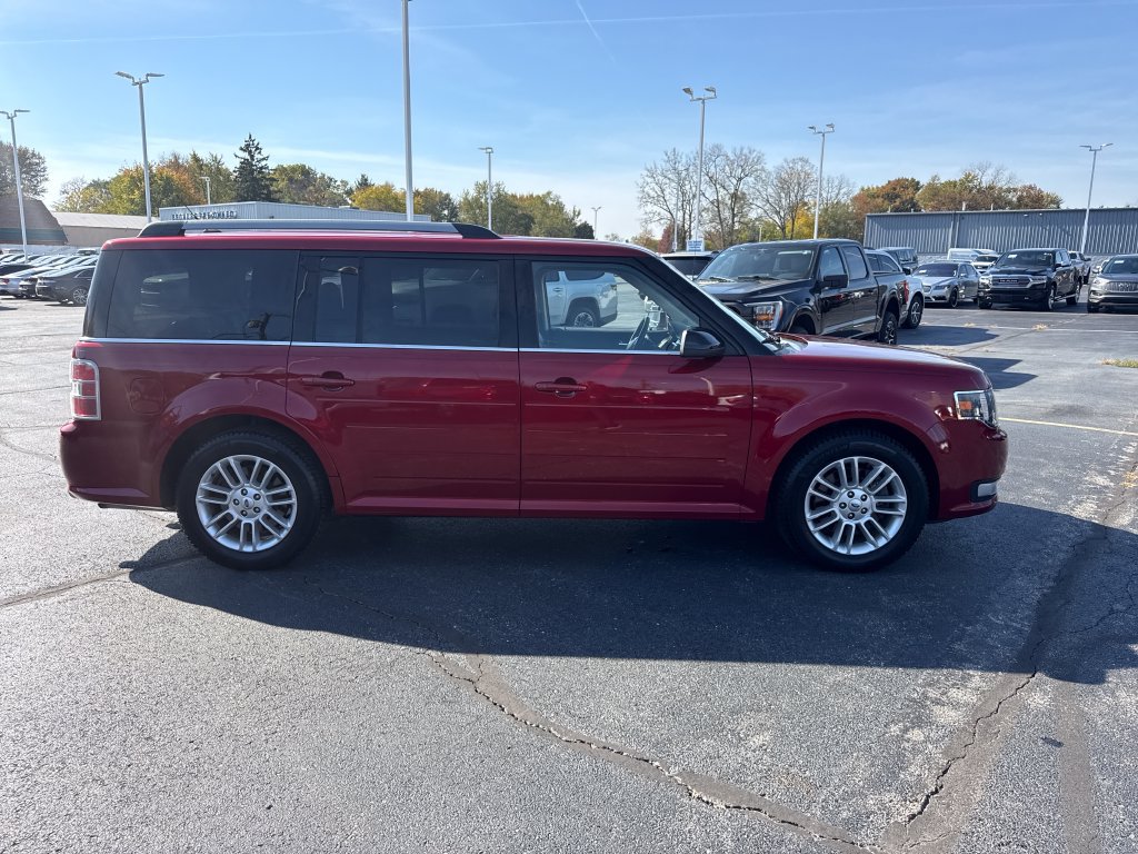 Used 2014 Ford Flex SEL w/ Equipment Group 202A FWD image 6