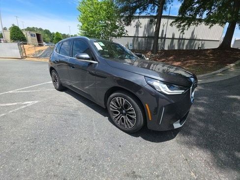Used 2025 BMW X3 xDrive30i w/ Premium Package AWD/4WD image 5
