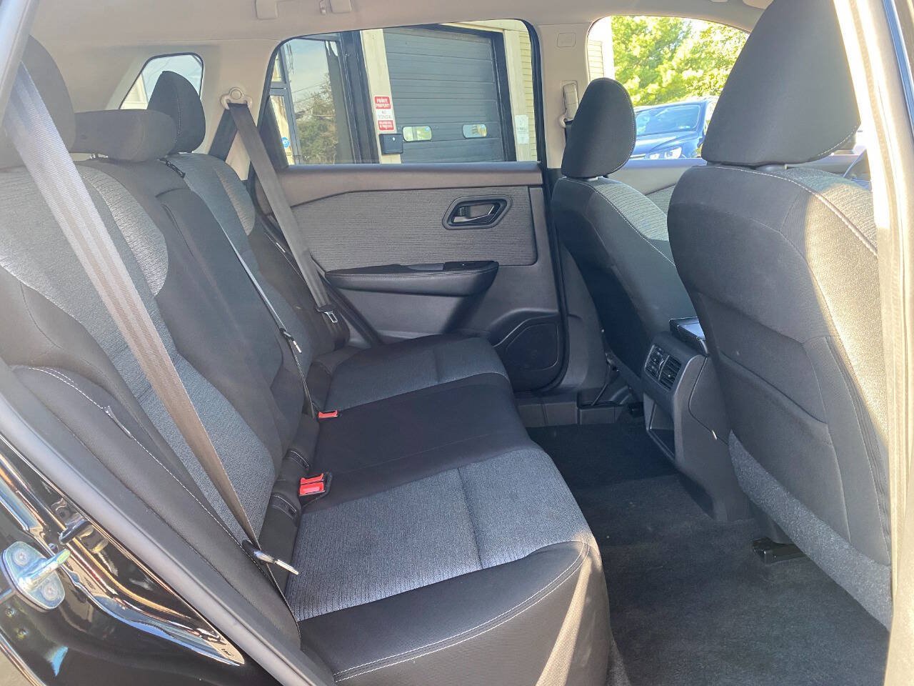 Used 2022 Nissan Rogue S AWD/4WD image 25
