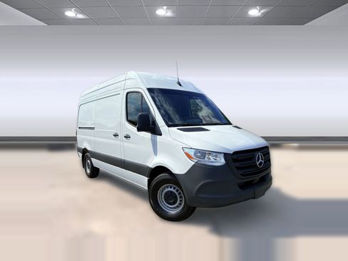New 2025 Mercedes-Benz Sprinter 2500 image 6