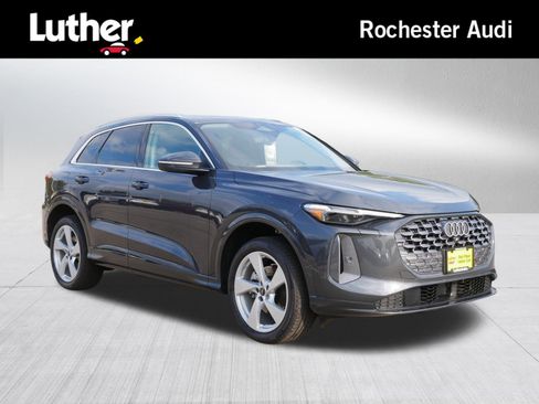 New 2025 Audi Q5 Premium Plus image 1