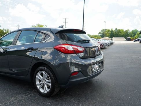 Used 2019 Chevrolet Cruze LT FWD image 19