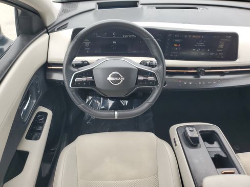 Used 2025 Nissan Ariya AWD image 19