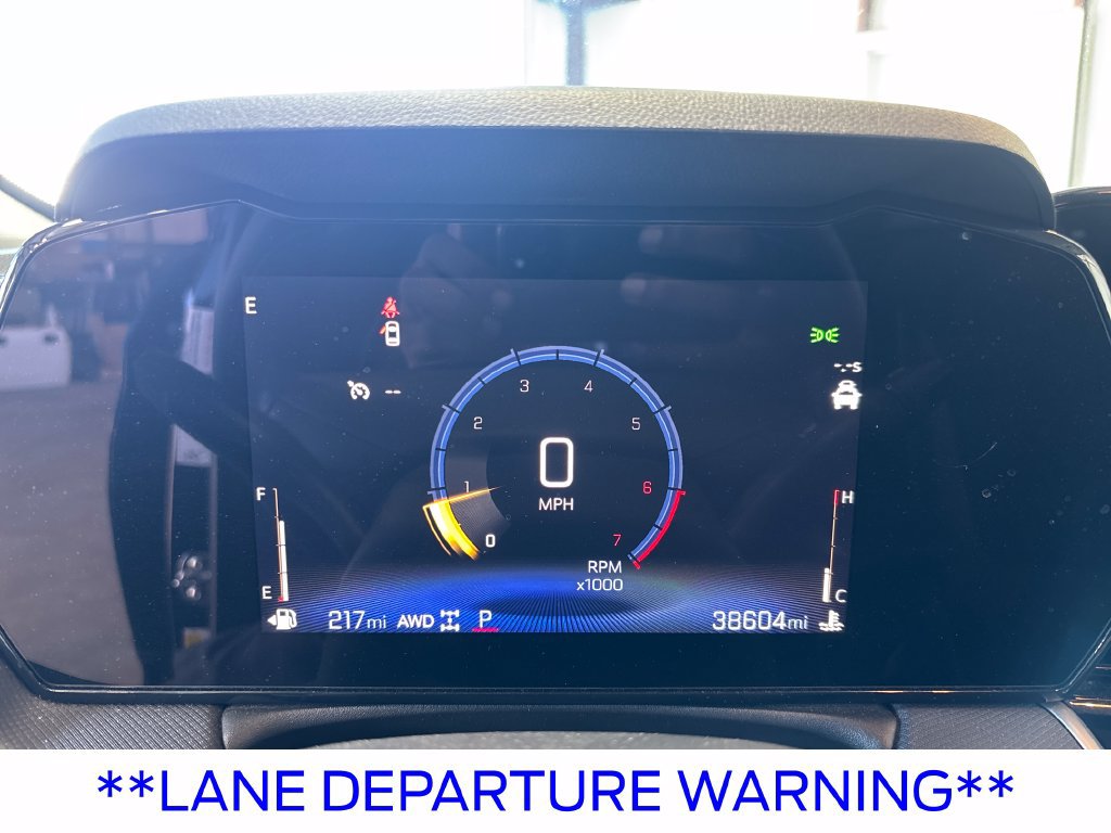 Used 2025 Chevrolet TrailBlazer LT AWD/4WD image 24