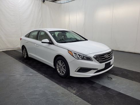 Used 2017 Hyundai Sonata SE FWD image 13