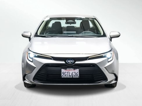 Used 2023 Toyota Corolla LE image 7