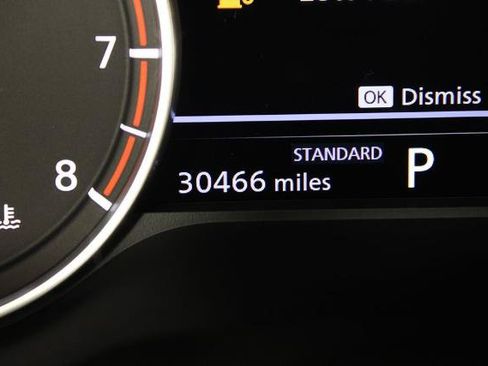 Certified 2025 Nissan Rogue SV FWD image 29