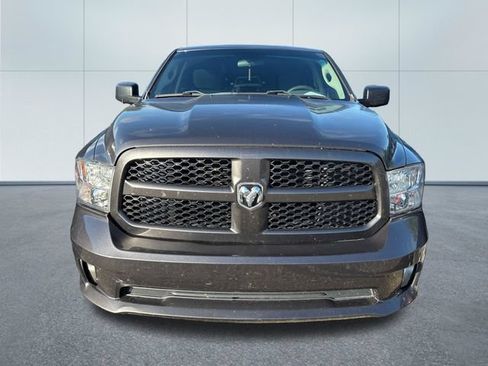 Used 2019 RAM 1500 Express w/ Express Value Package AWD/4WD image 6