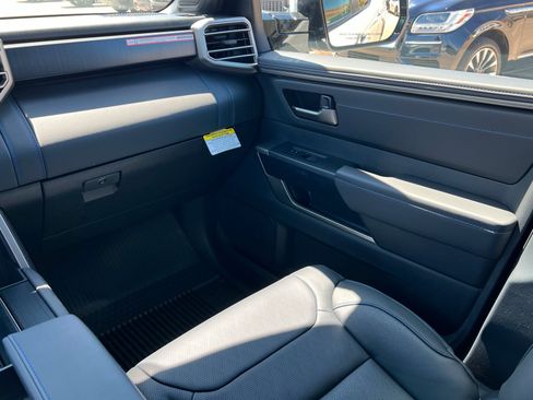 New 2026 Toyota Tundra Platinum AWD/4WD image 10