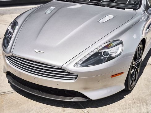 Used 2016 Aston Martin DB9 GT RWD image 7