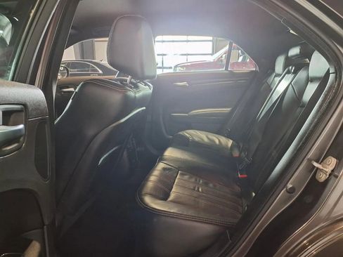 Used 2016 Chrysler 300 S image 12