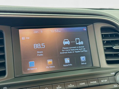 Used 2020 Hyundai Elantra Value Edition image 16