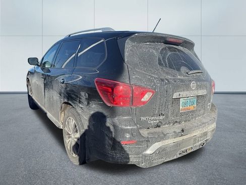 Used 2017 Nissan Pathfinder SL w/ Trailer Tow Package image 5