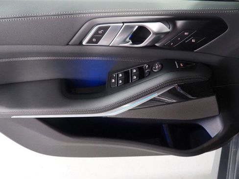 Used 2026 BMW X5 sDrive40i image 69