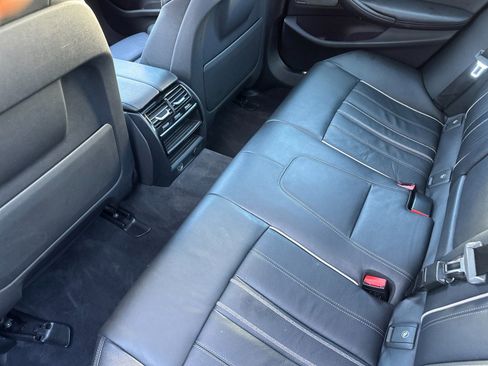 Used 2017 BMW 540i RWD image 12