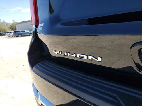 New 2026 GMC Yukon XL Denali image 8
