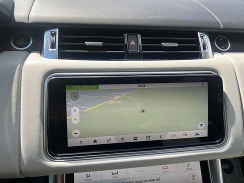 Used 2022 Land Rover Range Rover Sport SVR image 13