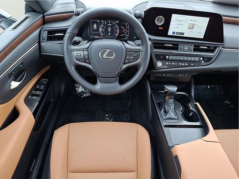 Used 2023 Lexus ES 350 w/ Premium Package image 24