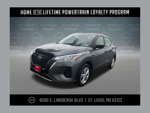 Used 2023 Nissan Kicks S FWD image 1