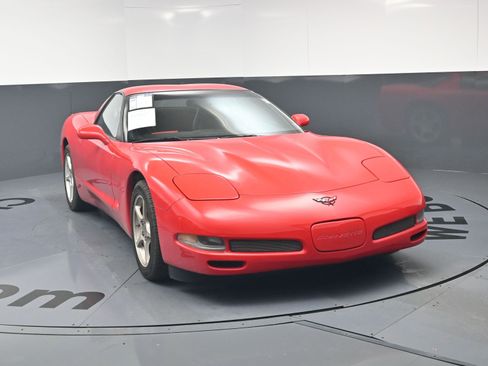 Used 2000 Chevrolet Corvette Coupe image 14