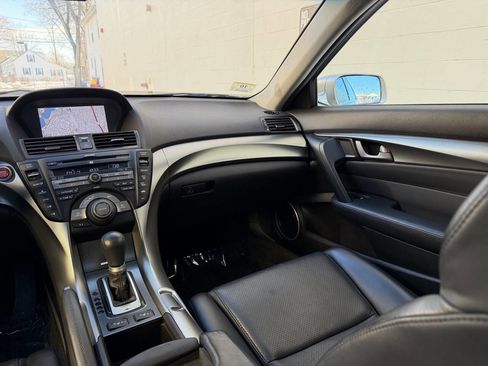 Used 2010 Acura TL w/Tech w/18 In. Wheels 4dr Sed image 28