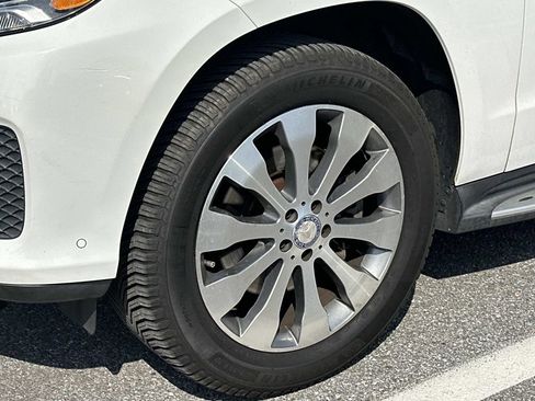 Used 2017 Mercedes-Benz GLS 450 4MATIC image 2