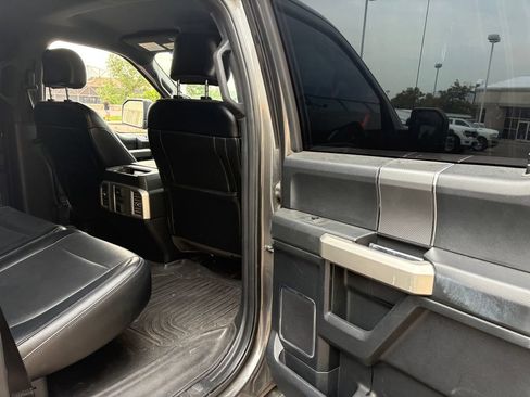 Used 2015 Ford F150 Lariat w/ Equipment Group 502A Luxury AWD/4WD image 27