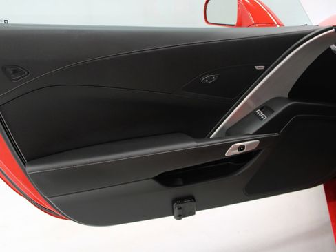 Used 2016 Chevrolet Corvette 1LT w/ Battery Protection Package image 11