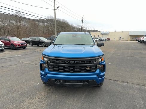 Used 2023 Chevrolet Silverado 1500 Custom image 2
