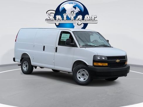 New 2026 Chevrolet Express 2500 w/ Driver Convenience Package RWD image 1