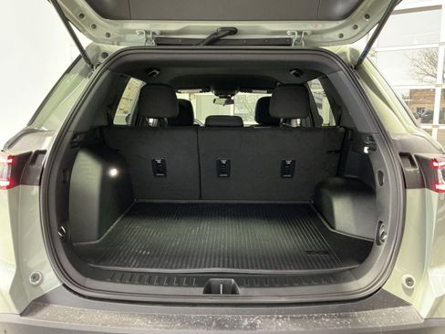 New 2026 Chevrolet Equinox LT w/ LPO, Floor Liner Package image 32