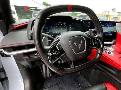 Used 2022 Chevrolet Corvette Stingray Preferred Cpe w/ Z51 Performance Package RWD image 10