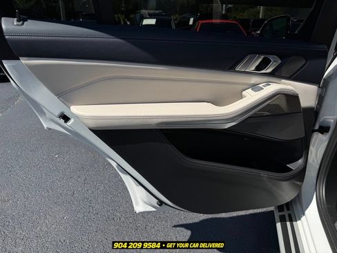 Used 2019 BMW X7 xDrive40i w/ Premium Package AWD/4WD image 28