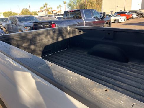 Used 2019 Chevrolet Silverado 2500 W/T AWD/4WD image 9