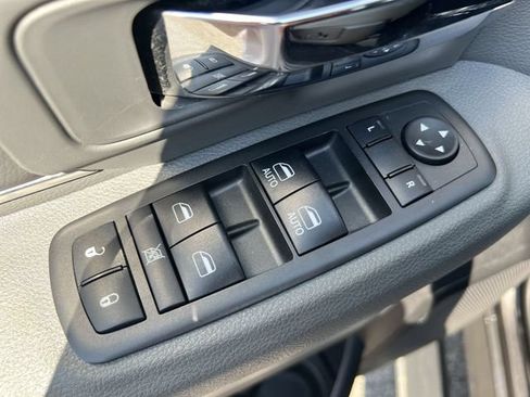 Used 2018 RAM 2500 Big Horn AWD/4WD image 32
