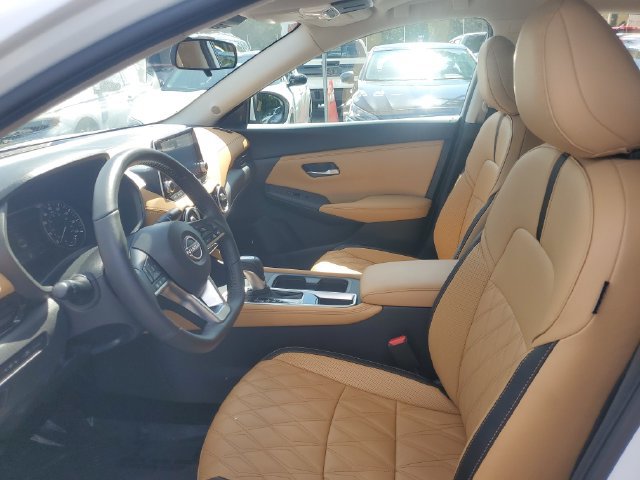 Used 2025 Nissan Sentra SV w/ SV Premium Package FWD image 14