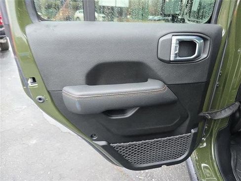 Used 2023 Jeep Wrangler Unlimited Rubicon 392 image 15