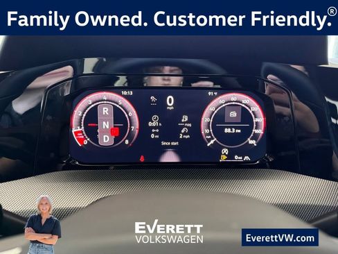 New 2026 Volkswagen GTI SE FWD image 1
