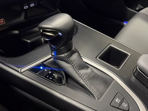 Certified 2024 Lexus UX 250h FWD image 21