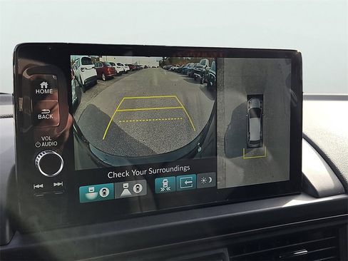 New 2025 Honda Pilot TrailSport image 10