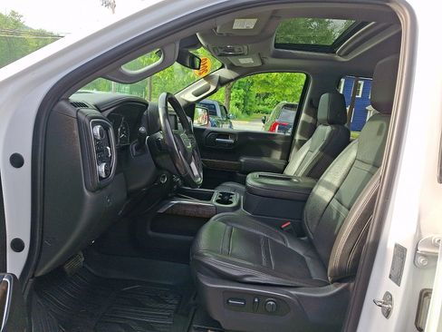 Used 2019 GMC Sierra 1500 Denali w/ Driver Alert Package II AWD/4WD image 13