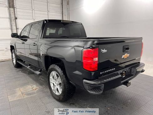 Used 2018 Chevrolet Silverado 1500 Custom w/ Custom Value Package RWD image 6